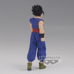 ULTIMATE GOHAN FIGURE